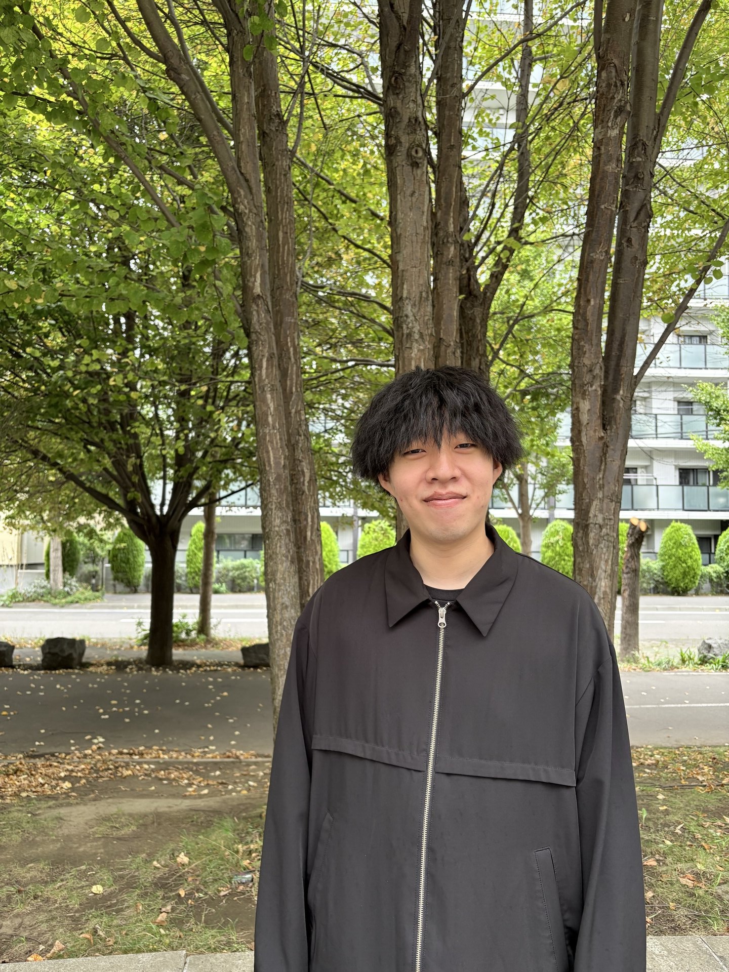 石野 里玖人の写真